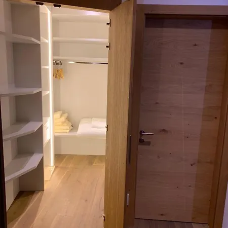 Apartment Haus Alt *