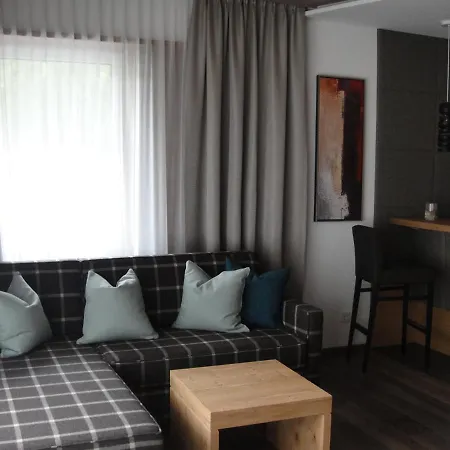 Haus Alt St. Anton Lägenhet