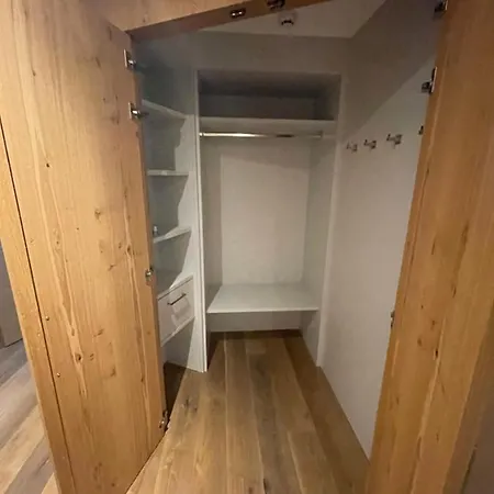 公寓 Haus Alt 圣安东阿尔贝格