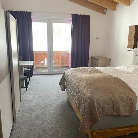 Lägenhet Haus Alt St. Anton