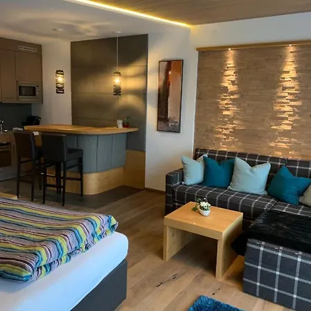 Haus Alt St. Anton Lägenhet Sankt Anton am Arlberg